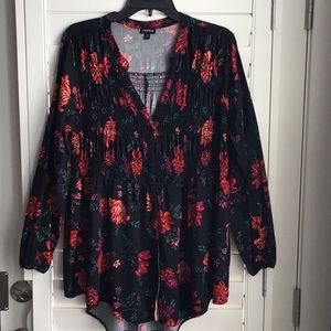 Torrid Plus size black multi floral smocked long sleeve tunic EUC